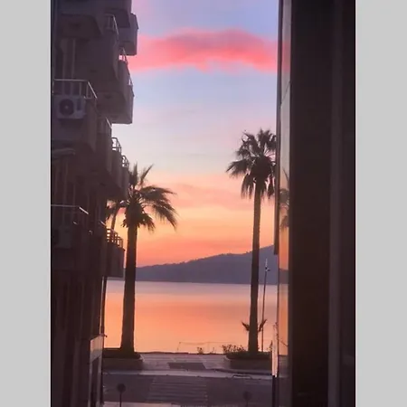 Apartment 2 Bedroom Apt With Air Con & Sea View 1 Min To Sea Excellent Central Location Marmaris