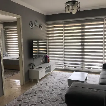 Apartment 2 Bedroom Apt With Air Con & Sea View 1 Min To Sea Excellent Central Location